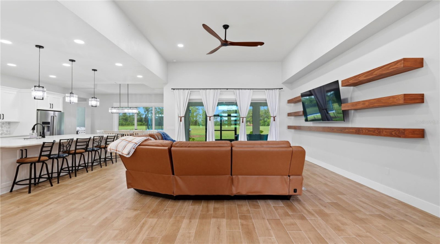 Alachua, Florida 32615, 4 Bedroom Bedrooms, ,4 Bathroombathrooms,Residential,For Sale,138Th,0,Mfrgc541994