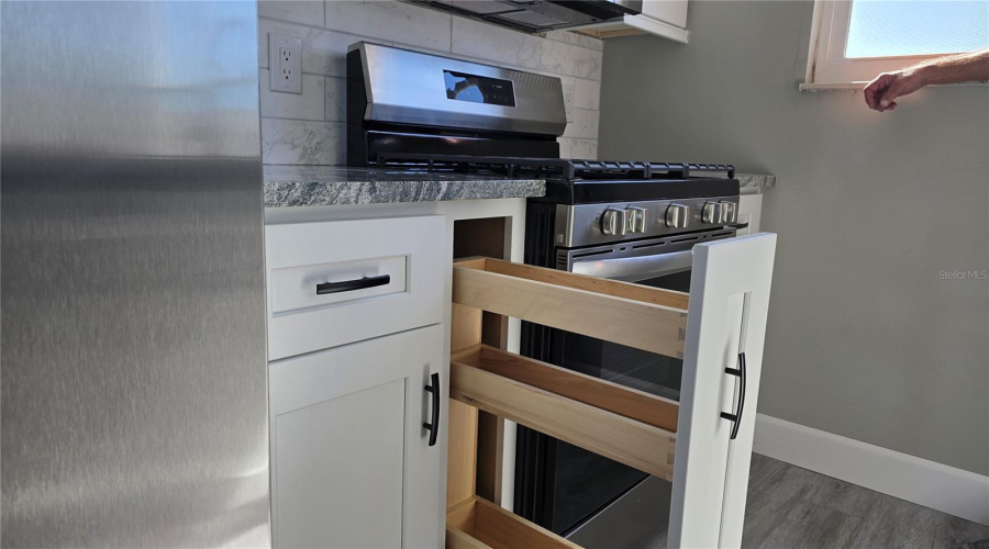 Even A Pull Out Spice Rack