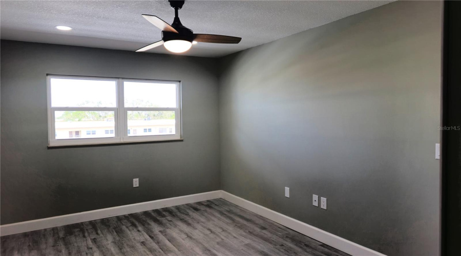 St Petersburg, Florida 33709, 2 Bedroom Bedrooms, ,1 Bathroombathrooms,Residential,For Sale,80Th St N,0,Mfrtb8314951