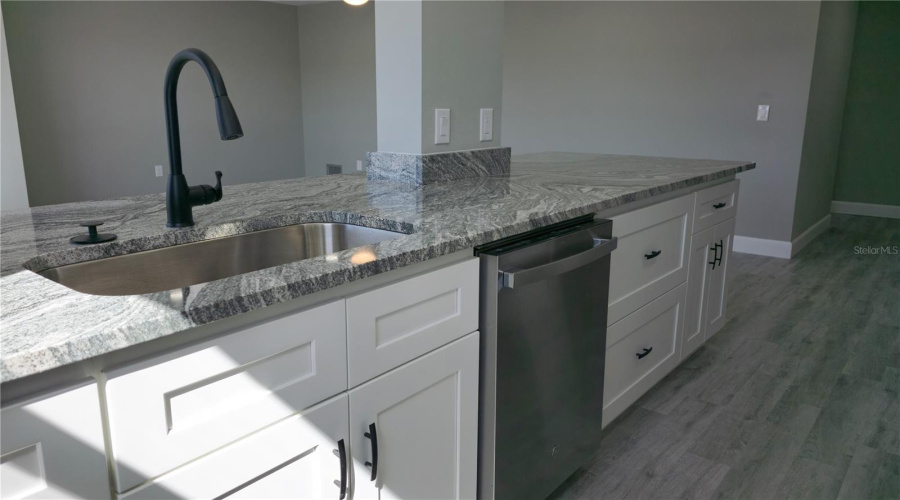 St Petersburg, Florida 33709, 2 Bedroom Bedrooms, ,1 Bathroombathrooms,Residential,For Sale,80Th St N,0,Mfrtb8314951