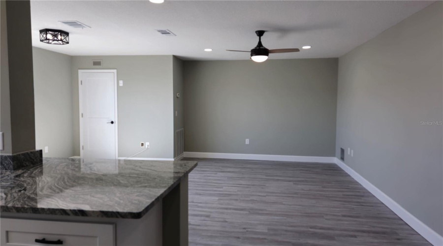 St Petersburg, Florida 33709, 2 Bedroom Bedrooms, ,1 Bathroombathrooms,Residential,For Sale,80Th St N,0,Mfrtb8314951