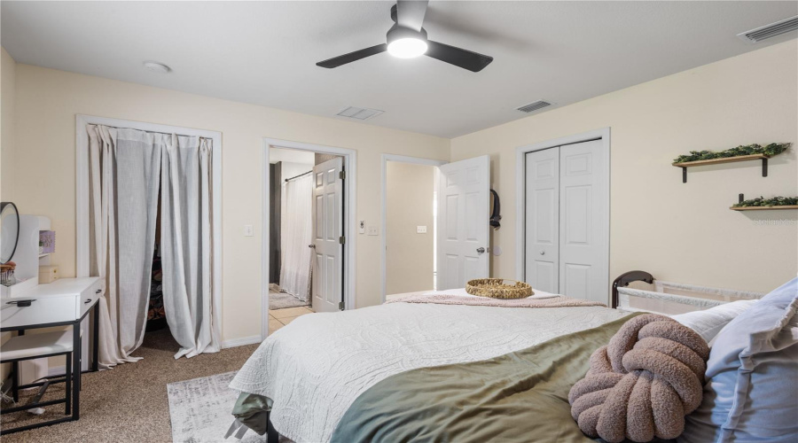 Chiefland, Florida 32626, 3 Bedroom Bedrooms, ,2 Bathroombathrooms,Residential,For Sale,2Nd,0,Mfrgc541366