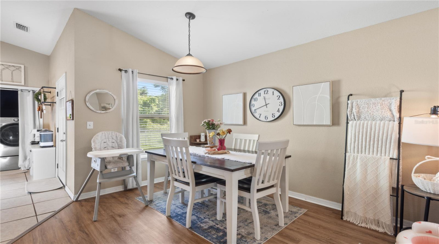 Chiefland, Florida 32626, 3 Bedroom Bedrooms, ,2 Bathroombathrooms,Residential,For Sale,2Nd,0,Mfrgc541366
