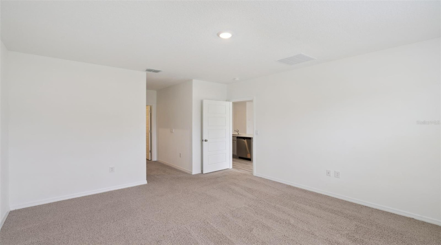 Lakeland, Florida 33810, 3 Bedroom Bedrooms, ,2 Bathroombathrooms,Residential,For Sale,Forrest Fox,0,Mfro6395801