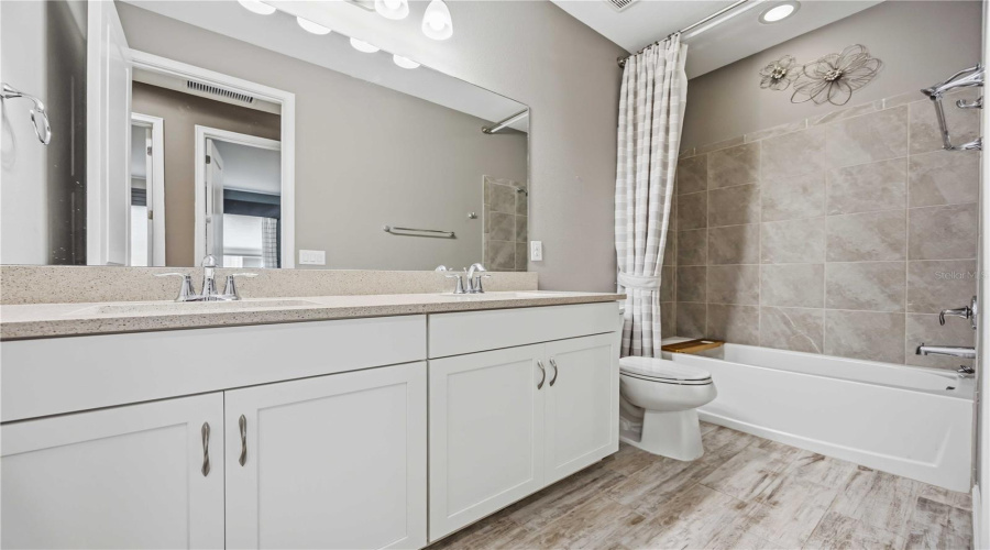 Venice, Florida 34293, 3 Bedroom Bedrooms, ,2 Bathroombathrooms,Residential,For Sale,Renaissance,0,Mfra4691899