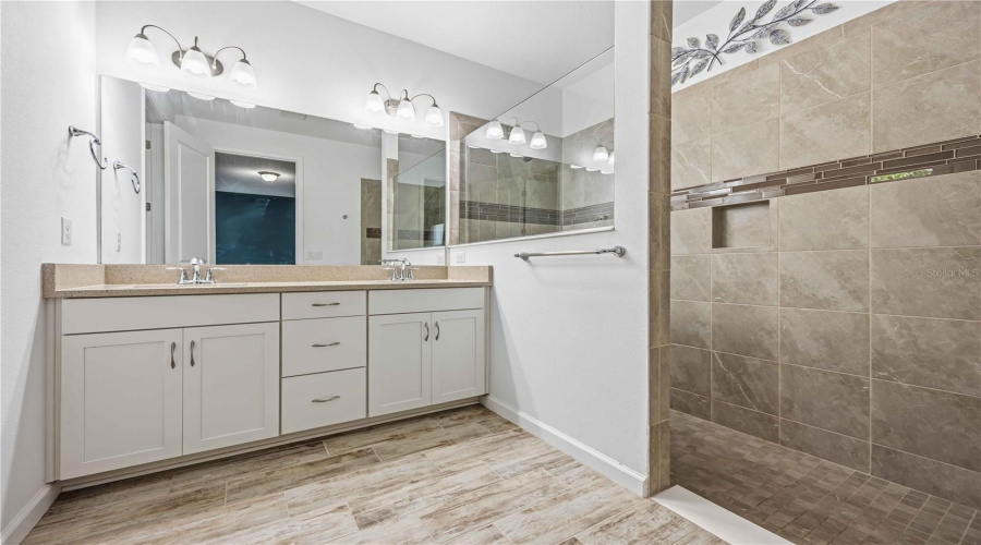 Venice, Florida 34293, 3 Bedroom Bedrooms, ,2 Bathroombathrooms,Residential,For Sale,Renaissance,0,Mfra4691899