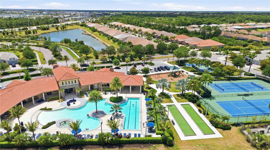 Venice, Florida 34293, 3 Bedroom Bedrooms, ,2 Bathroombathrooms,Residential,For Sale,Renaissance,0,Mfra4691899