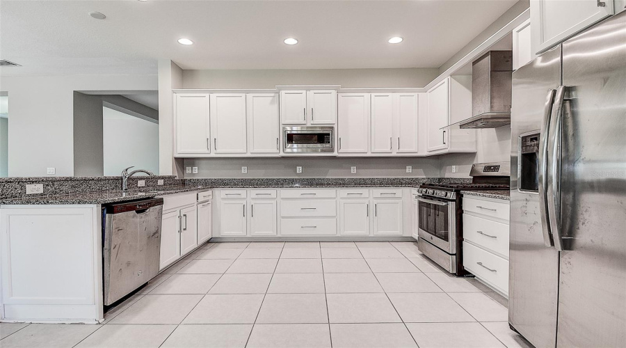 Wesley Chapel, Florida 33543, 5 Bedroom Bedrooms, ,4 Bathroombathrooms,Residential,For Sale,Lindentree,0,Mfrtb8516695