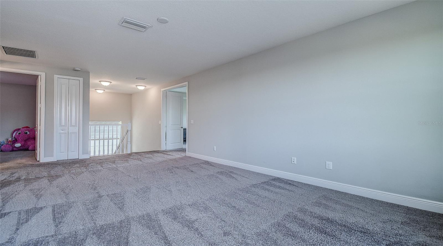 Wesley Chapel, Florida 33543, 5 Bedroom Bedrooms, ,4 Bathroombathrooms,Residential,For Sale,Lindentree,0,Mfrtb8516695