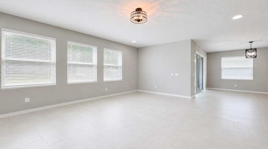 Sorrento, Florida 32776, 3 Bedroom Bedrooms, ,3 Bathroombathrooms,Residential,For Sale,Geoff,0,Mfro6430404