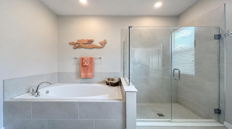Sorrento, Florida 32776, 3 Bedroom Bedrooms, ,3 Bathroombathrooms,Residential,For Sale,Geoff,0,Mfro6430404