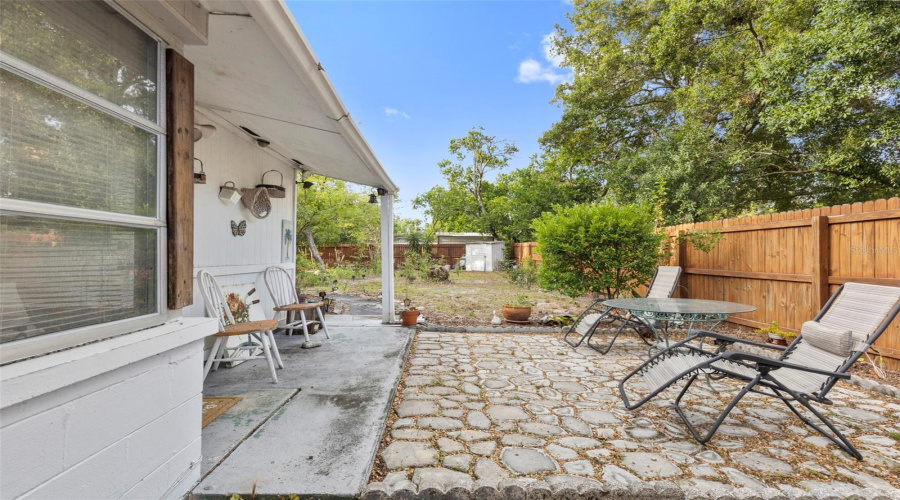 Tampa, Florida 33616, 3 Bedroom Bedrooms, ,1 Bathroombathrooms,Residential,For Sale,Lois,0,Mfrtb8541746