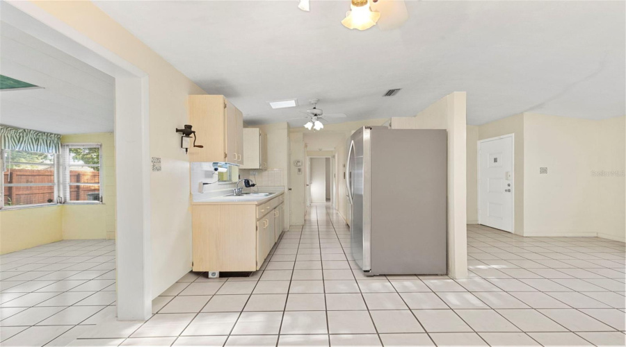 Tampa, Florida 33616, 3 Bedroom Bedrooms, ,1 Bathroombathrooms,Residential,For Sale,Lois,0,Mfrtb8541746