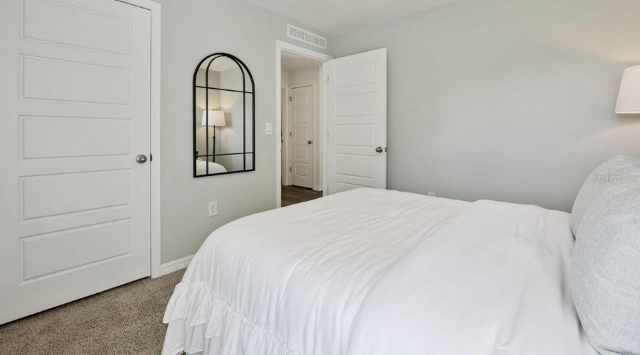 Lakeland, Florida 33810, 3 Bedroom Bedrooms, ,2 Bathroombathrooms,Residential,For Sale,Lake Fox,0,Mfro6418068