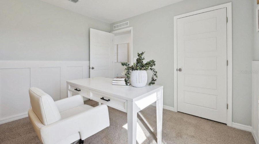 Lakeland, Florida 33810, 3 Bedroom Bedrooms, ,2 Bathroombathrooms,Residential,For Sale,Lake Fox,0,Mfro6418068