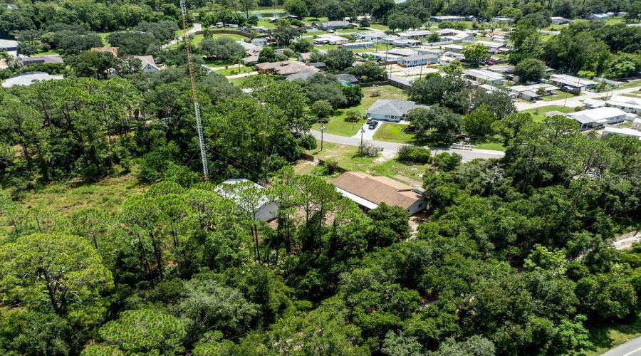 Leesburg, Florida 34788, 3 Bedroom Bedrooms, ,2 Bathroombathrooms,Residential,For Sale,Haines Creek,0,Mfrg5116551