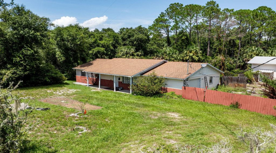 Leesburg, Florida 34788, 3 Bedroom Bedrooms, ,2 Bathroombathrooms,Residential,For Sale,Haines Creek,0,Mfrg5116551