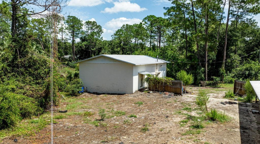 Leesburg, Florida 34788, 3 Bedroom Bedrooms, ,2 Bathroombathrooms,Residential,For Sale,Haines Creek,0,Mfrg5116551