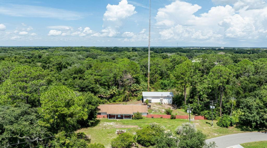 Leesburg, Florida 34788, 3 Bedroom Bedrooms, ,2 Bathroombathrooms,Residential,For Sale,Haines Creek,0,Mfrg5116551