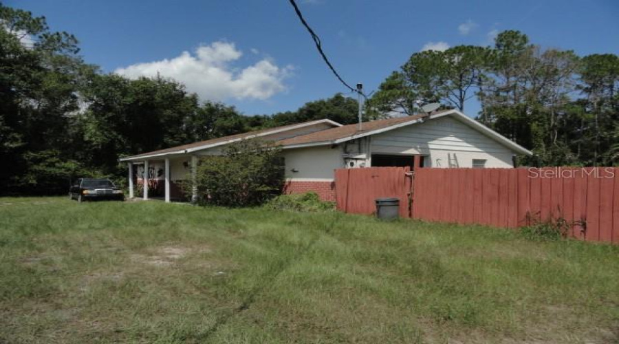 Leesburg, Florida 34788, 3 Bedroom Bedrooms, ,2 Bathroombathrooms,Residential,For Sale,Haines Creek,0,Mfrg5116551