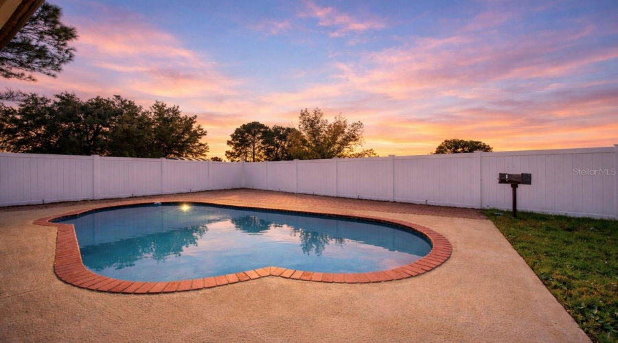 Orlando, Florida 32837, 3 Bedroom Bedrooms, ,2 Bathroombathrooms,Residential,For Sale,Paprika,0,Mfrs5144905