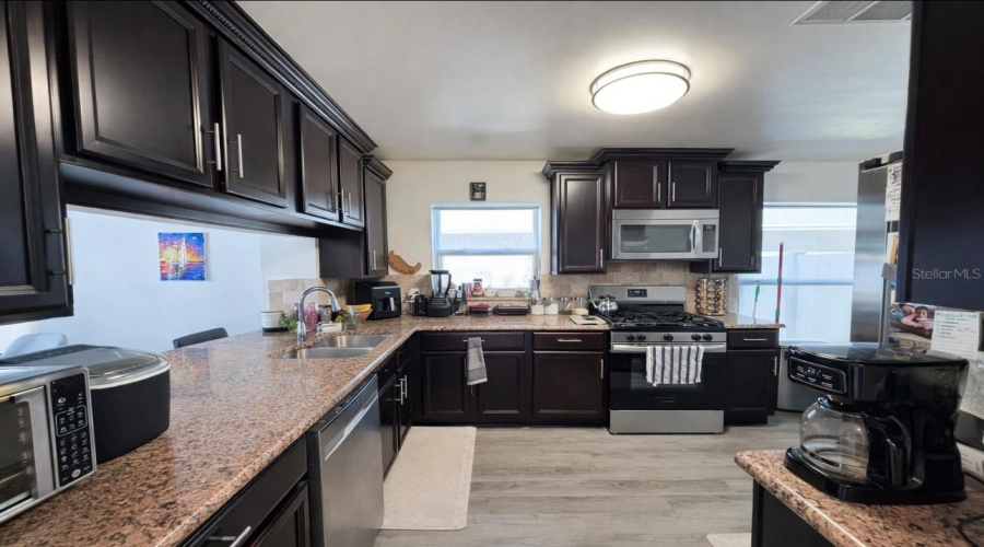 Orlando, Florida 32837, 3 Bedroom Bedrooms, ,2 Bathroombathrooms,Residential,For Sale,Paprika,0,Mfrs5144905