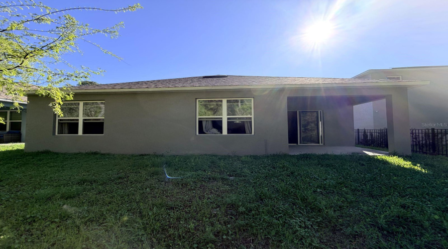 Deland, Florida 32724, 4 Bedroom Bedrooms, ,2 Bathroombathrooms,Residential,For Sale,Lady Irelyn,0,Mfro6392464