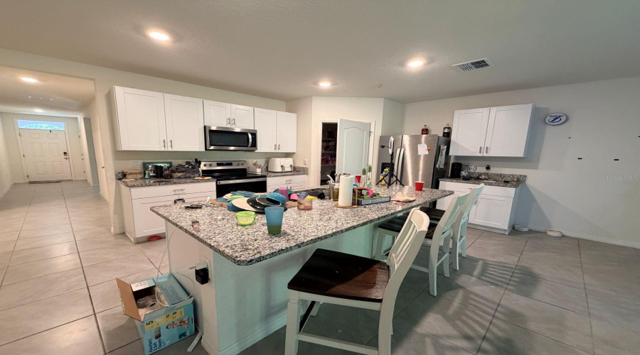 Deland, Florida 32724, 4 Bedroom Bedrooms, ,2 Bathroombathrooms,Residential,For Sale,Lady Irelyn,0,Mfro6392464