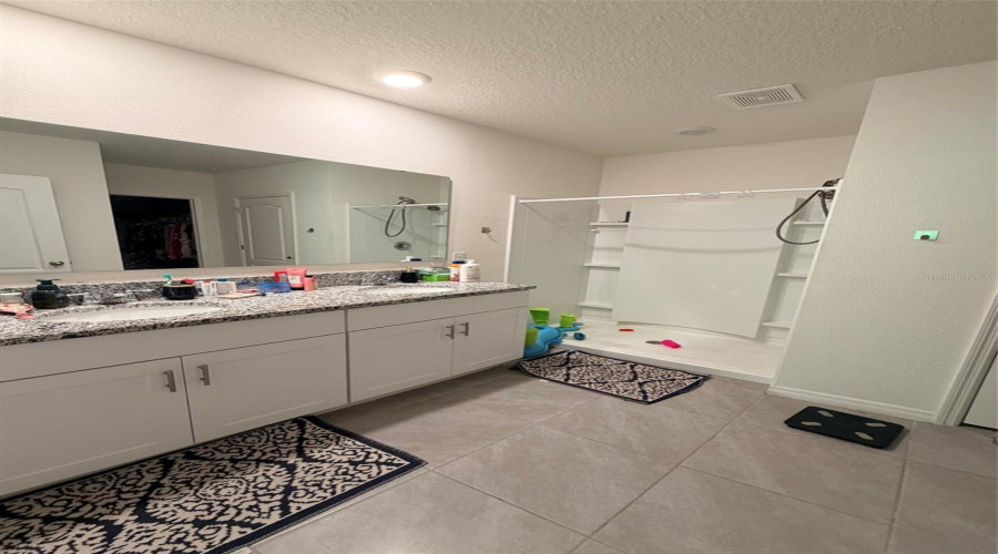 Deland, Florida 32724, 4 Bedroom Bedrooms, ,2 Bathroombathrooms,Residential,For Sale,Lady Irelyn,0,Mfro6392464