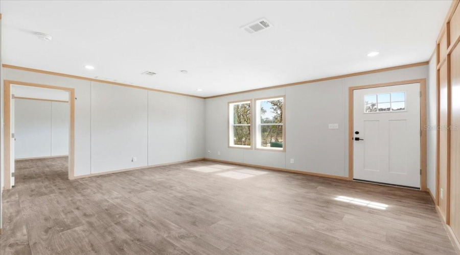 Lake Wales, Florida 33859, 3 Bedroom Bedrooms, ,2 Bathroombathrooms,Residential,For Sale,Crows Bluff,0,Mfrp4936545