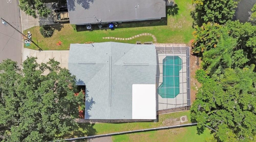 Rare Pool Home On The Lake Even Looks Clean From The Sky