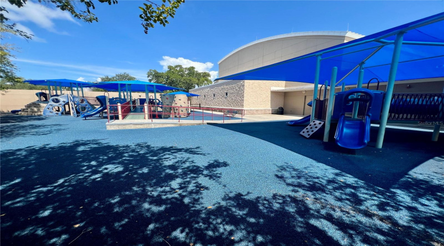 Dunedin, Florida 34698, 3 Bedroom Bedrooms, ,2 Bathroombathrooms,Residential,For Sale,Patricia,0,Mfrtb8541477