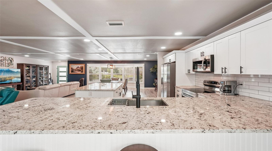 Venice, Florida 34293, 3 Bedroom Bedrooms, ,2 Bathroombathrooms,Residential,For Sale,Shamrock,0,Mfra4702591
