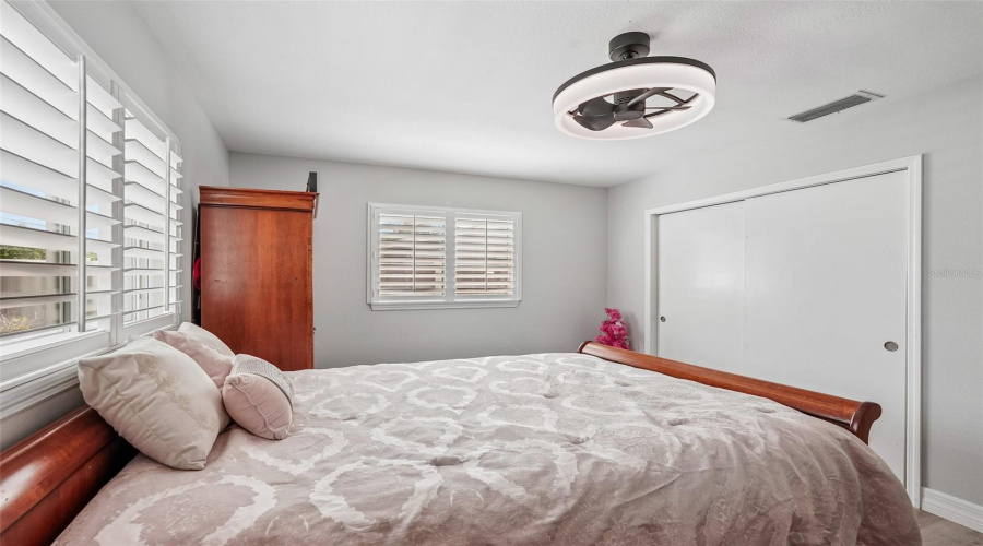 Venice, Florida 34293, 3 Bedroom Bedrooms, ,2 Bathroombathrooms,Residential,For Sale,Shamrock,0,Mfra4702591