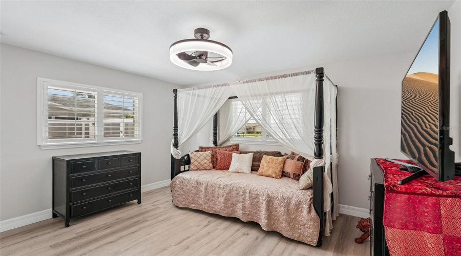 Venice, Florida 34293, 3 Bedroom Bedrooms, ,2 Bathroombathrooms,Residential,For Sale,Shamrock,0,Mfra4702591