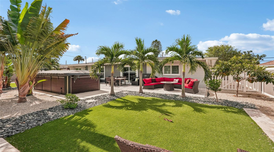Venice, Florida 34293, 3 Bedroom Bedrooms, ,2 Bathroombathrooms,Residential,For Sale,Shamrock,0,Mfra4702591