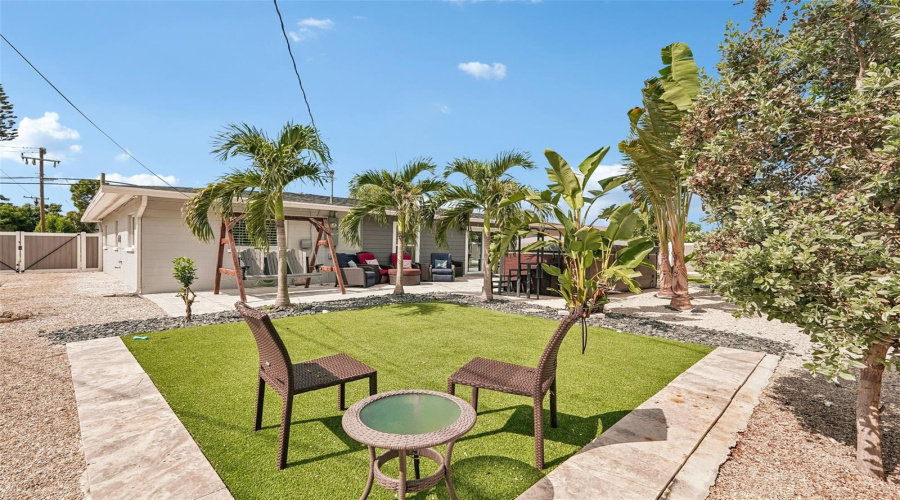 Venice, Florida 34293, 3 Bedroom Bedrooms, ,2 Bathroombathrooms,Residential,For Sale,Shamrock,0,Mfra4702591
