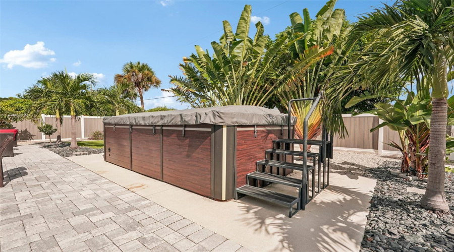 Venice, Florida 34293, 3 Bedroom Bedrooms, ,2 Bathroombathrooms,Residential,For Sale,Shamrock,0,Mfra4702591