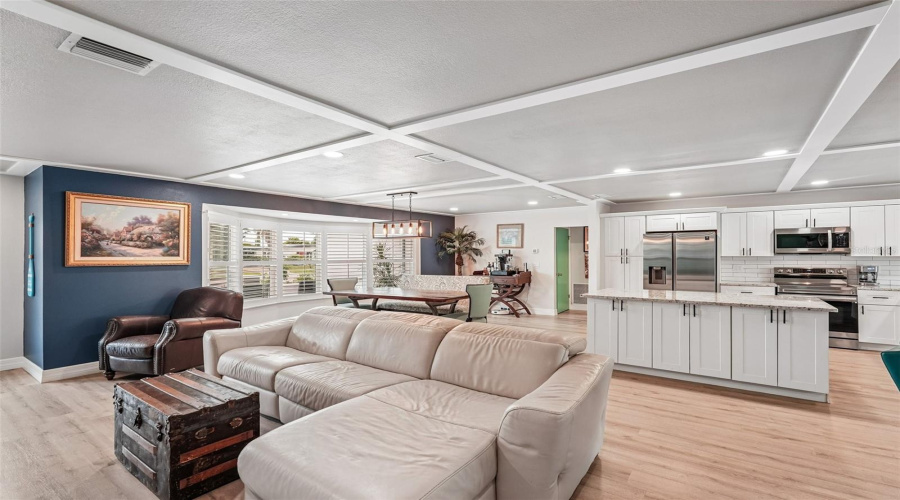 Venice, Florida 34293, 3 Bedroom Bedrooms, ,2 Bathroombathrooms,Residential,For Sale,Shamrock,0,Mfra4702591