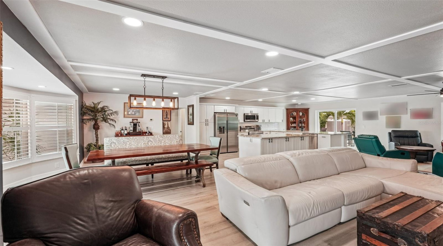 Venice, Florida 34293, 3 Bedroom Bedrooms, ,2 Bathroombathrooms,Residential,For Sale,Shamrock,0,Mfra4702591