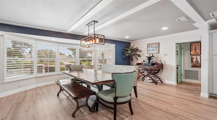 Venice, Florida 34293, 3 Bedroom Bedrooms, ,2 Bathroombathrooms,Residential,For Sale,Shamrock,0,Mfra4702591