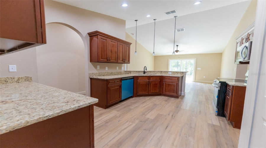 Dunnellon, Florida 34432, 3 Bedroom Bedrooms, ,2 Bathroombathrooms,Residential,For Sale,127Th,0,Mfrom731167