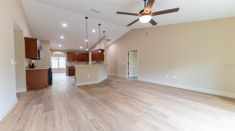 Dunnellon, Florida 34432, 3 Bedroom Bedrooms, ,2 Bathroombathrooms,Residential,For Sale,127Th,0,Mfrom731167