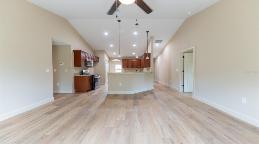 Dunnellon, Florida 34432, 3 Bedroom Bedrooms, ,2 Bathroombathrooms,Residential,For Sale,127Th,0,Mfrom731167