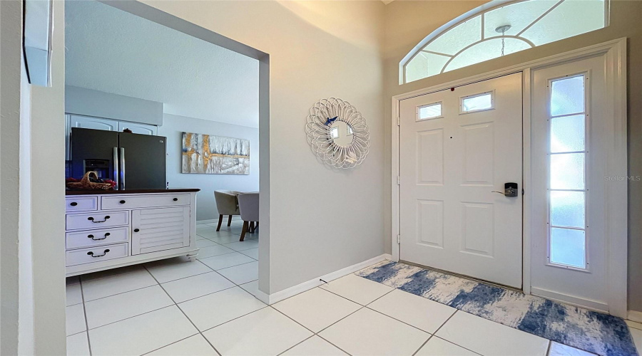 Light And Bright Foyer