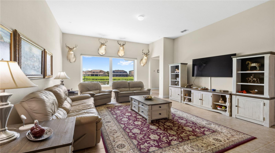 Kissimmee, Florida 34746, 4 Bedroom Bedrooms, ,3 Bathroombathrooms,Residential,For Sale,Somerset,0,Mfro6436346