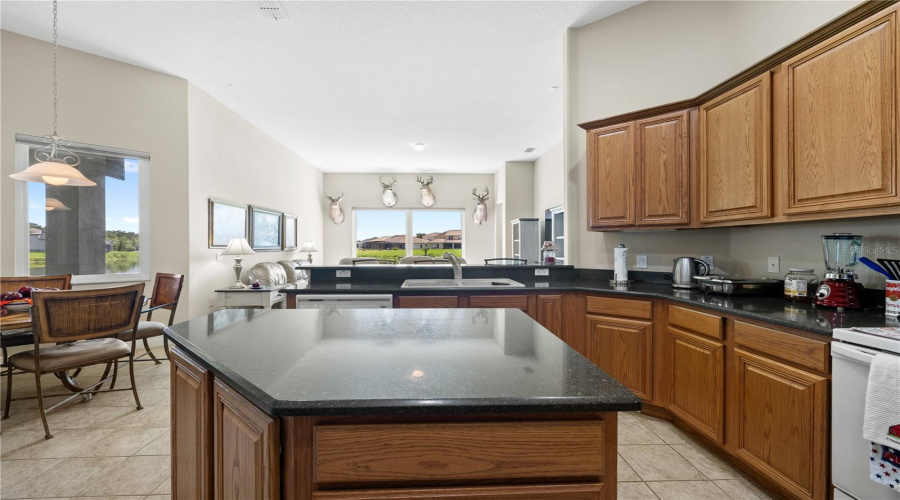Kissimmee, Florida 34746, 4 Bedroom Bedrooms, ,3 Bathroombathrooms,Residential,For Sale,Somerset,0,Mfro6436346