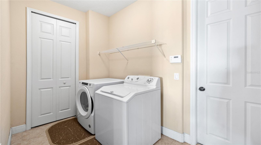 Kissimmee, Florida 34746, 4 Bedroom Bedrooms, ,3 Bathroombathrooms,Residential,For Sale,Somerset,0,Mfro6436346