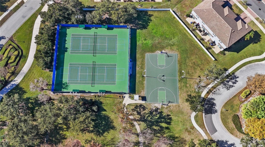 Kissimmee, Florida 34746, 4 Bedroom Bedrooms, ,3 Bathroombathrooms,Residential,For Sale,Somerset,0,Mfro6436346