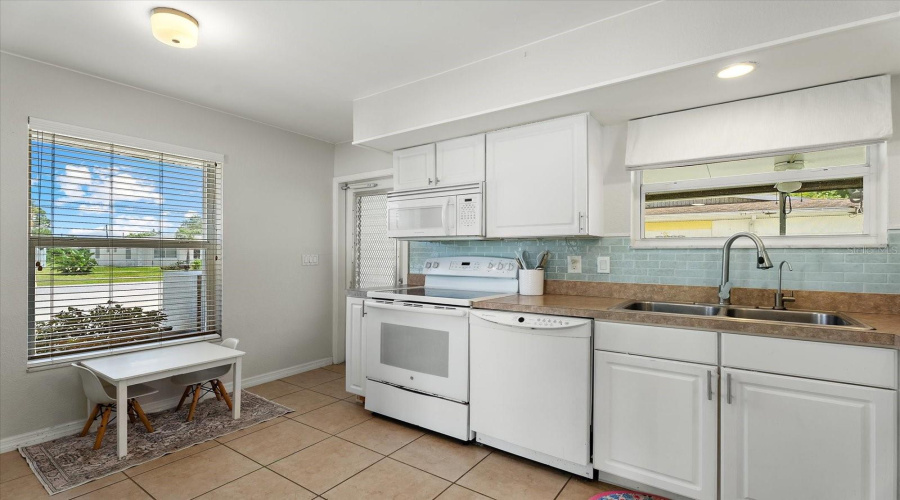 North Port, Florida 34287, 2 Bedroom Bedrooms, ,2 Bathroombathrooms,Residential,For Sale,Jordan,0,Mfrn6145452